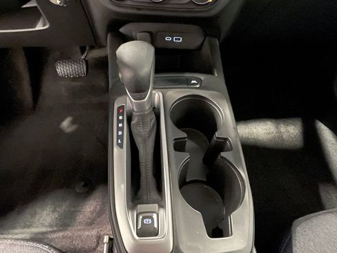 Used 2024 Chevrolet Trax LS w/ LS Convenience Package image 34