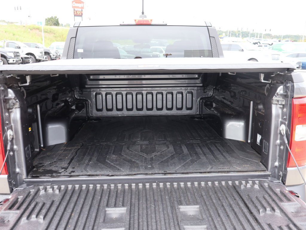Used 2025 Ford Maverick XLT w/ XLT Luxury Package AWD/4WD image 15