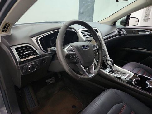 Used 2014 Ford Fusion SE FWD image 13