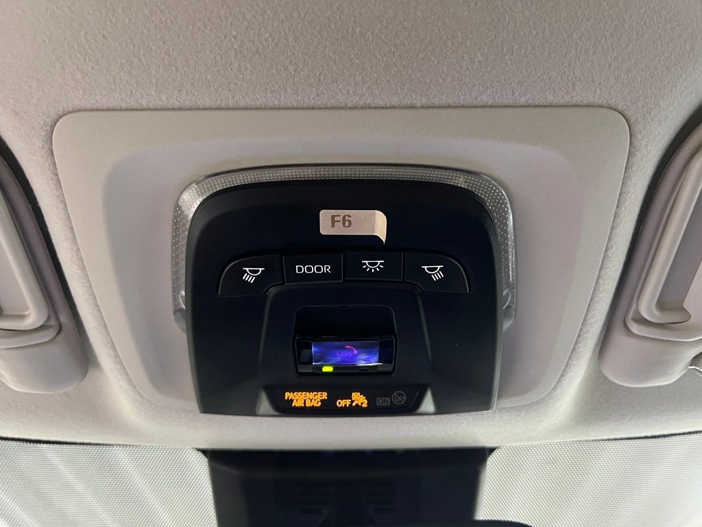 Used 2024 Toyota Corolla LE FWD image 28