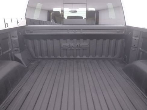 Used 2025 GMC Sierra 1500 Elevation w/ Preferred Package AWD/4WD image 28