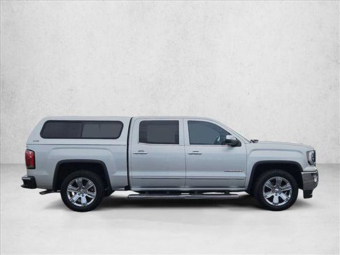 Used 2017 GMC Sierra 1500 SLT image 4