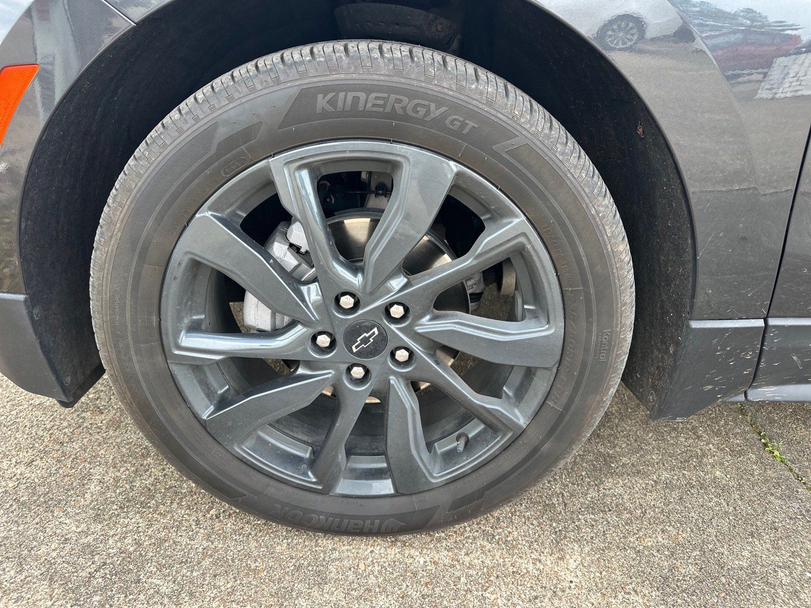 Used 2023 Chevrolet Equinox RS FWD image 19