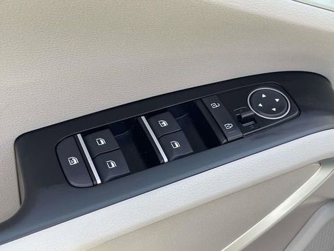 Certified 2020 Kia Soul LX image 27