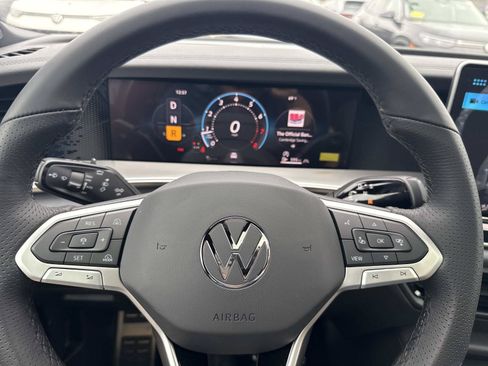 New 2026 Volkswagen Tiguan SE R-Line AWD/4WD image 12