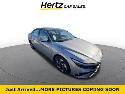 Used 2025 Hyundai Elantra Limited
