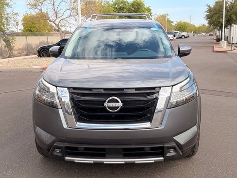 Used 2022 Nissan Pathfinder SL w/ SL Premium Package FWD image 9