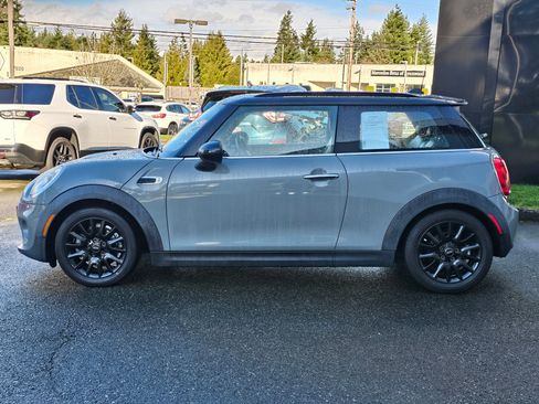 Used 2016 MINI Cooper 2-Door Hardtop image 4
