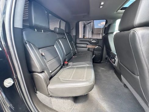 Used 2021 GMC Sierra 2500 Denali w/ Denali Ultimate Package AWD/4WD image 34