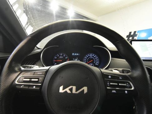 Used 2022 Kia Stinger GT-Line w/ Sun & Sound Package image 28