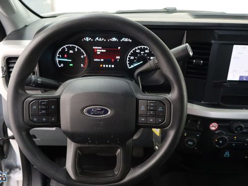 Used 2025 Ford F250 XLT image 18