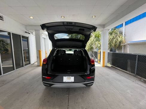 Used 2025 Buick Encore GX Preferred FWD image 30