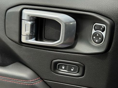 Used 2023 Jeep Wrangler Unlimited Rubicon w/ Xtreme 35 Tire Package AWD/4WD image 22