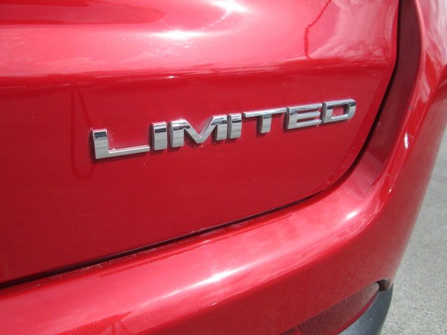 Used 2025 Jeep Compass Limited AWD/4WD image 7