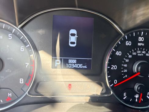 Used 2015 Kia Forte EX w/ Premium Package FWD image 9
