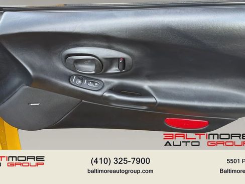 Used 2002 Chevrolet Corvette Convertible w/ Preferred Equipment Group2 RWD image 37
