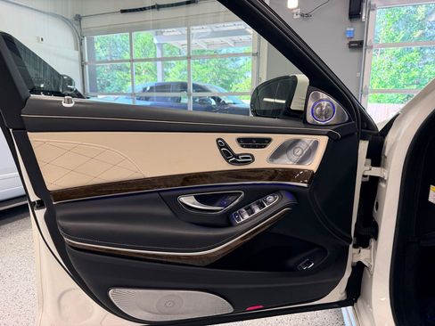 Used 2014 Mercedes-Benz S 63 AMG 4MATIC Sedan image 16