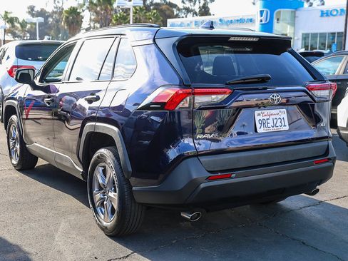 Used 2025 Toyota RAV4 XLE FWD image 21
