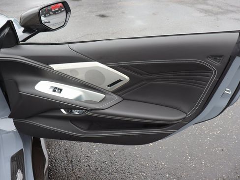 Used 2025 Chevrolet Corvette Z06 w/ Z07 Performance Package image 22