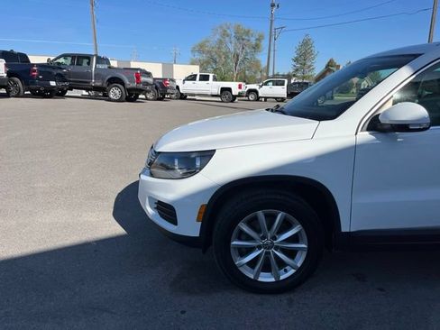 Used 2017 Volkswagen Tiguan Wolfsburg Edition FWD image 6