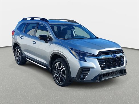 New 2026 Subaru Ascent Limited image 3