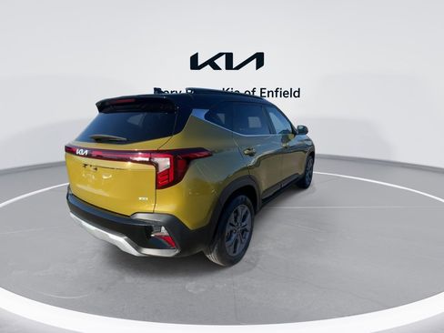 Certified 2024 Kia Seltos S image 8