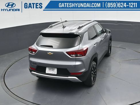 Used 2023 Chevrolet TrailBlazer LT FWD image 40