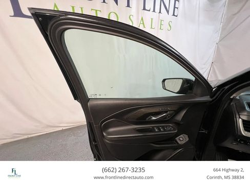Used 2023 GMC Terrain SLT FWD image 11