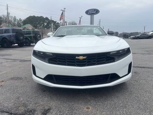 Used 2023 Chevrolet Camaro LT image 2