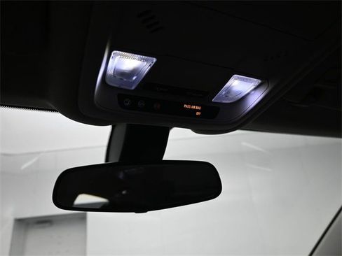 Used 2018 Chevrolet Equinox LS image 25