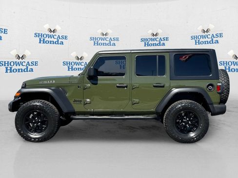 Used 2021 Jeep Wrangler Unlimited Sport image 4