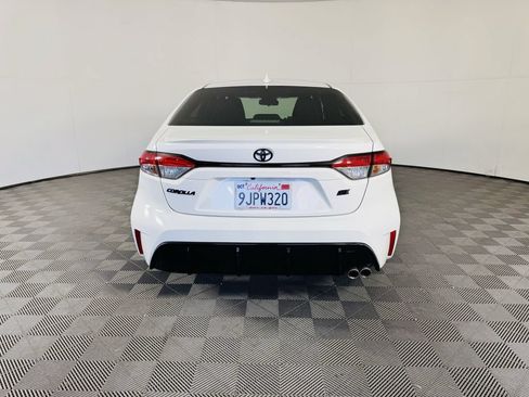 Used 2024 Toyota Corolla SE w/ SE Premium Package FWD image 23