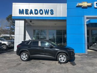 Used 2024 Chevrolet Trax LS video 2