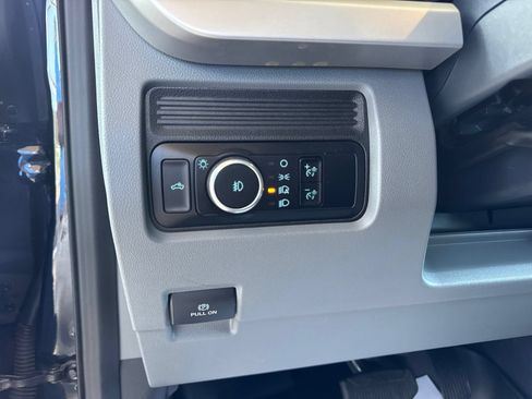 Certified 2023 Ford F250 XL w/ STX Appearance Package AWD/4WD image 33