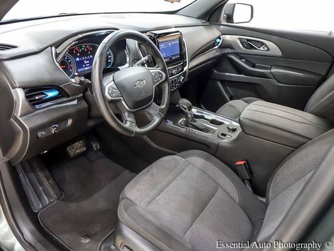 Used 2023 Chevrolet Traverse LT w/ Midnight/Sport Edition AWD/4WD image 14