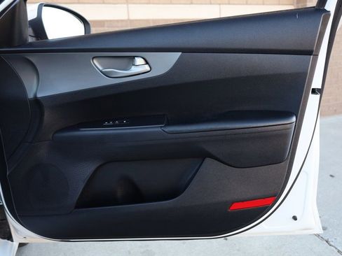 Used 2021 Kia Forte LXS image 21