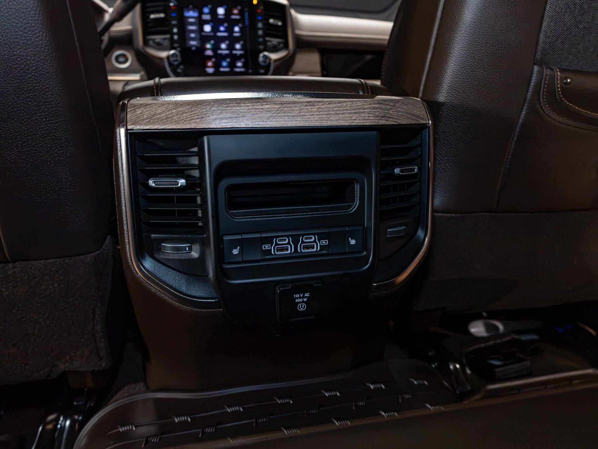 Used 2025 RAM 2500 Limited AWD/4WD image 26