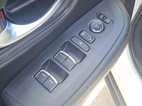 Certified 2024 Honda HR-V Sport image 21