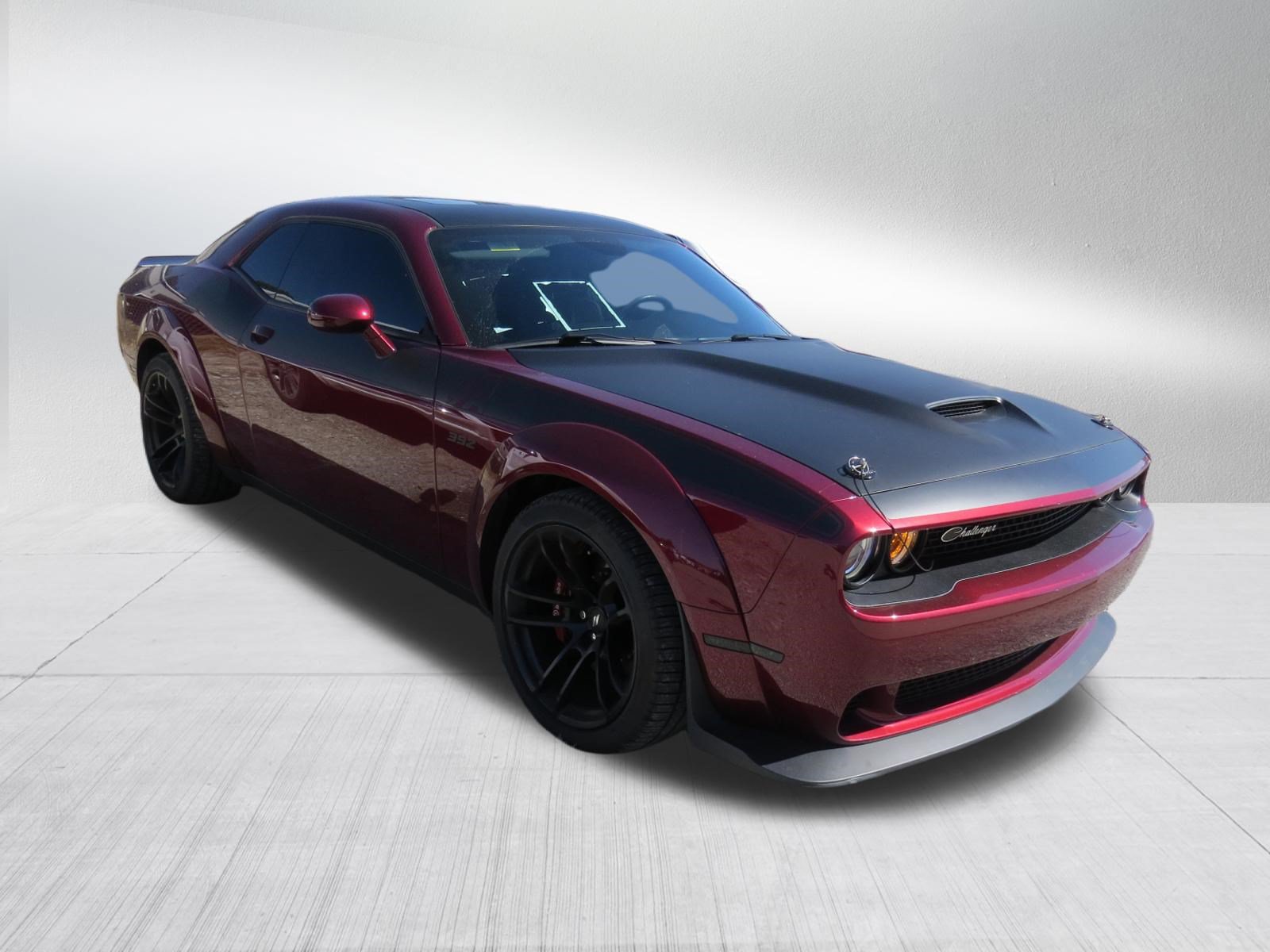Used 2022 Dodge Challenger R/T Scat Pack RWD image 2