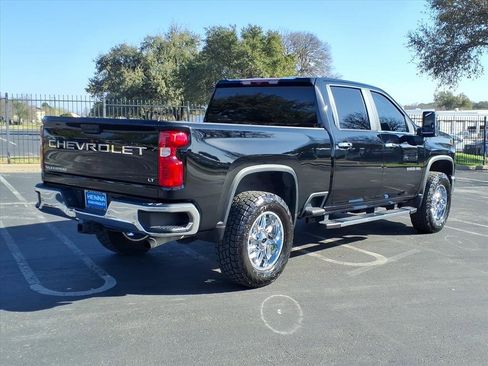 Used 2025 Chevrolet Silverado 2500 LT w/ Safety Package image 9