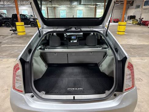 Used 2012 Toyota Prius Three FWD image 11