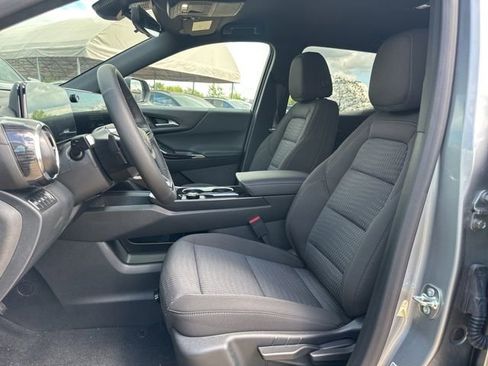 New 2026 Chevrolet Equinox LT AWD/4WD image 9