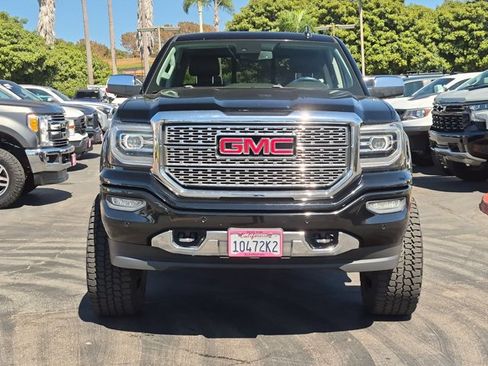Used 2018 GMC Sierra 1500 Denali w/ Denali Ultimate Package AWD/4WD image 2