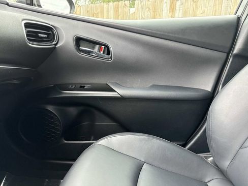 Used 2022 Toyota Prius image 28