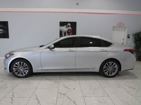Used 2017 Genesis G80 3.8 RWD image 6