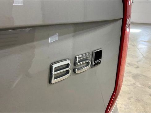 Certified 2023 Volvo XC90 B5 Plus AWD/4WD image 24