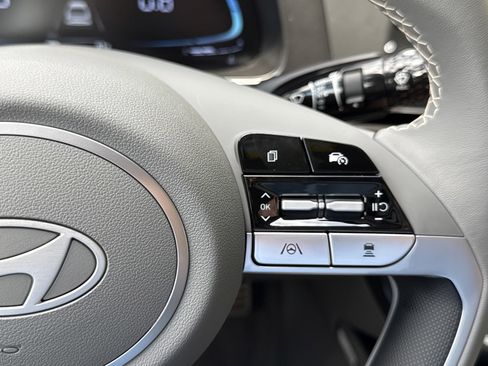 New 2026 Hyundai Elantra SEL Sport FWD image 21