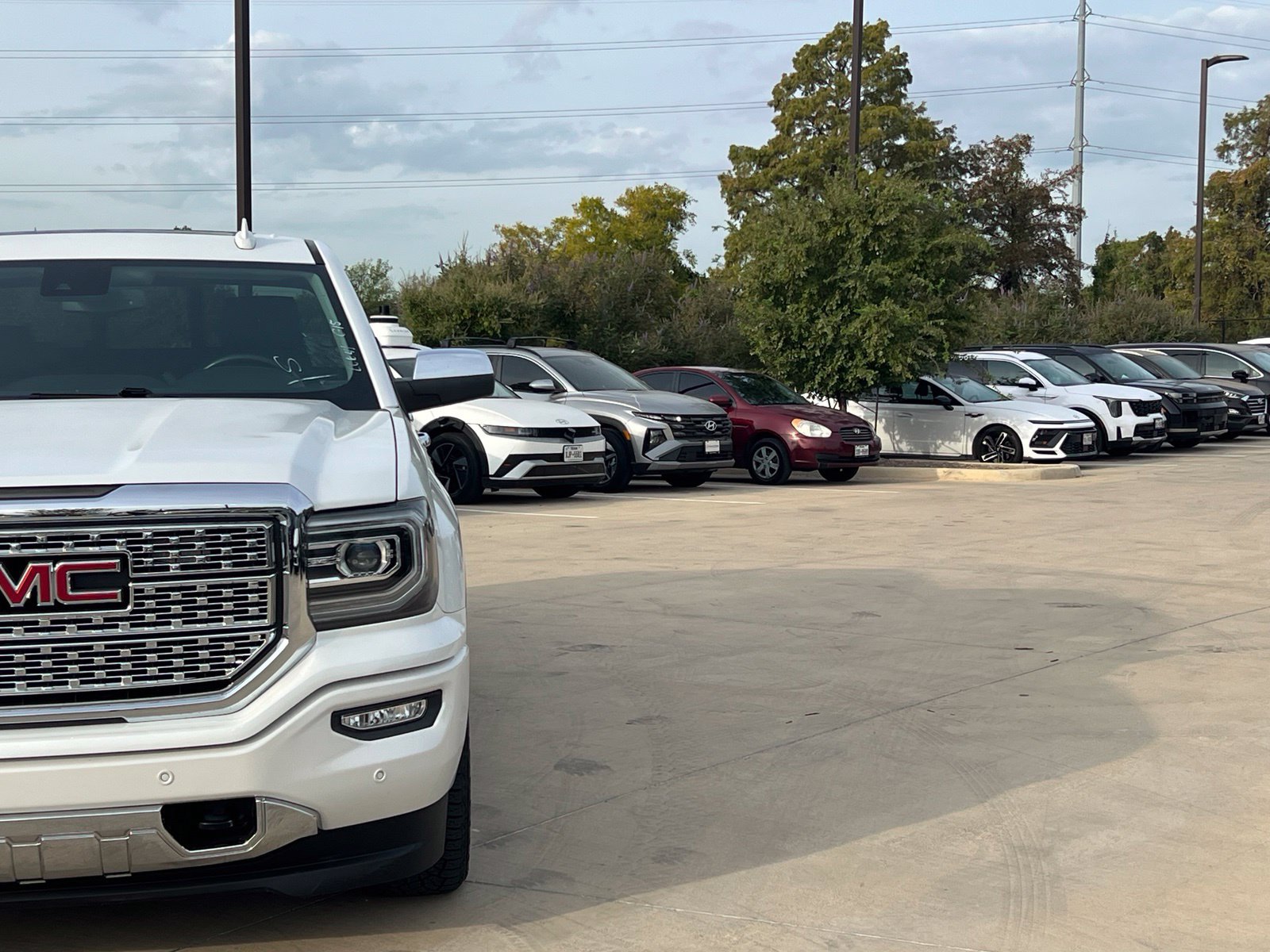 Used 2018 GMC Sierra 1500 Denali AWD/4WD image 3