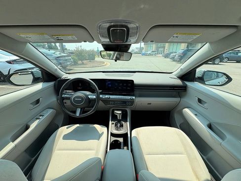 Certified 2025 Hyundai Kona SEL FWD image 28