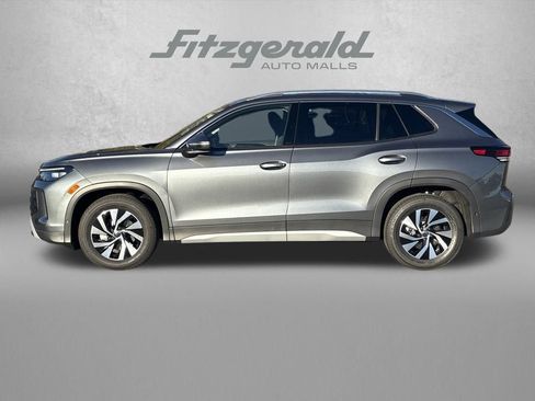 New 2026 Volkswagen Tiguan S FWD image 3